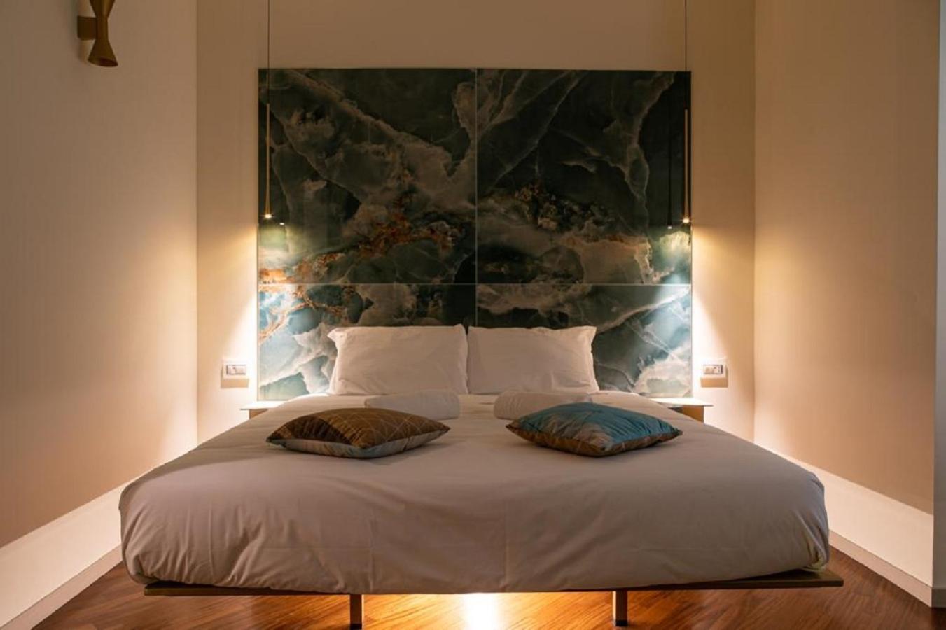 Hotel Bhr Cavour 150 Rzym Zewnętrze zdjęcie