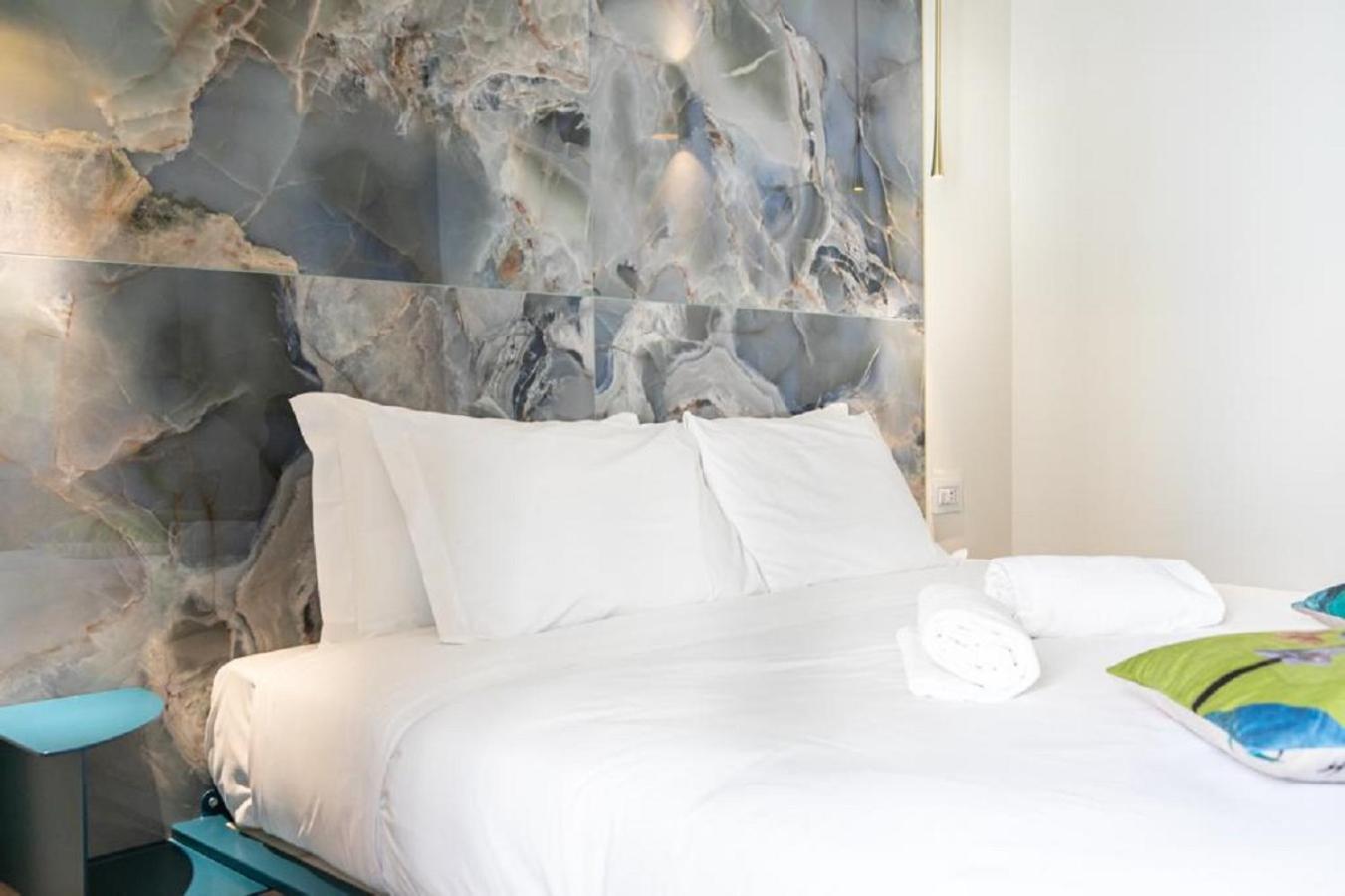 Hotel Bhr Cavour 150 Rzym Zewnętrze zdjęcie