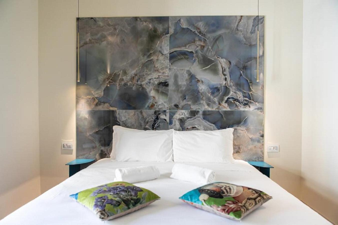 Hotel Bhr Cavour 150 Rzym Zewnętrze zdjęcie