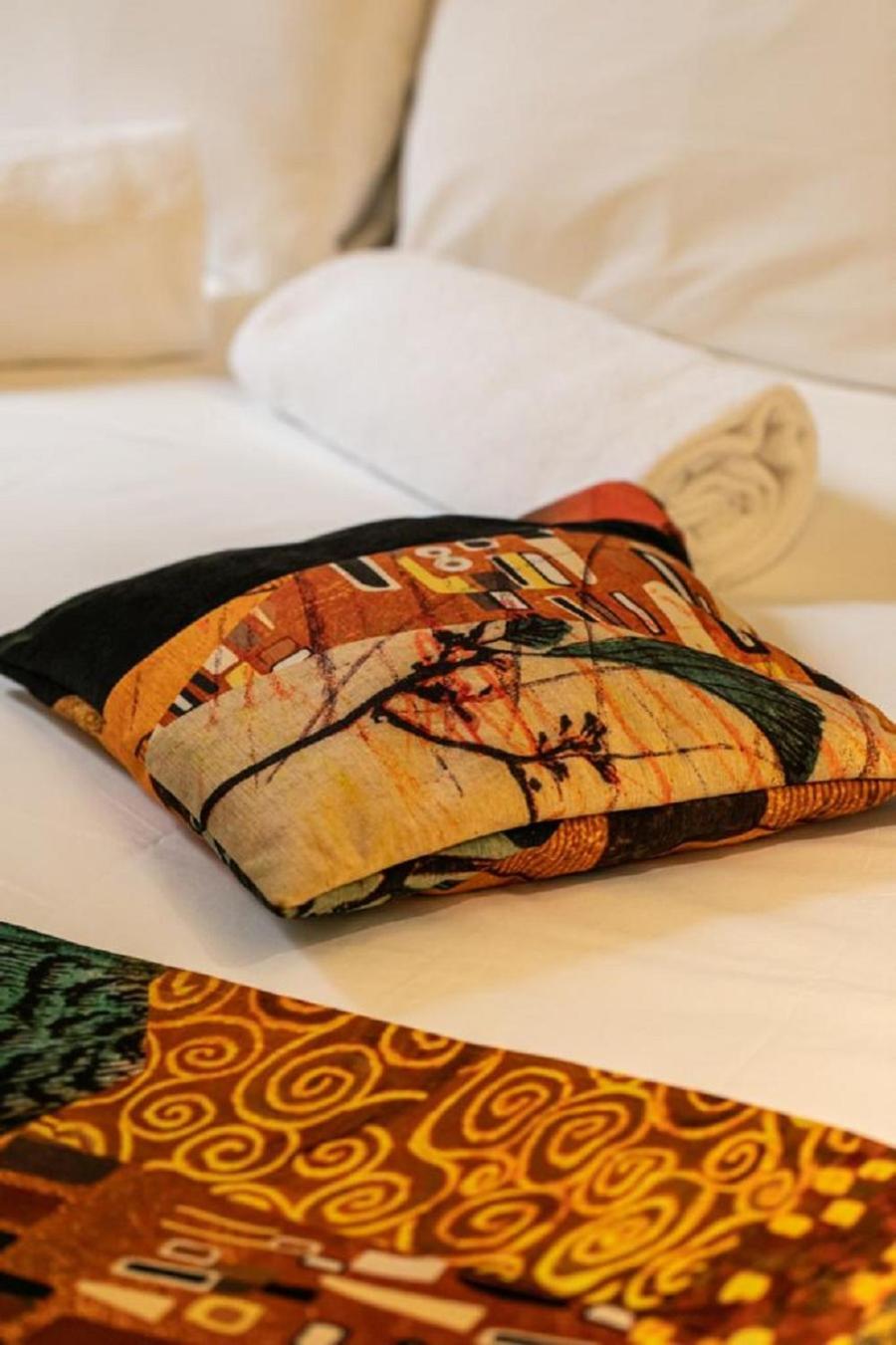 Hotel Bhr Cavour 150 Rzym Zewnętrze zdjęcie